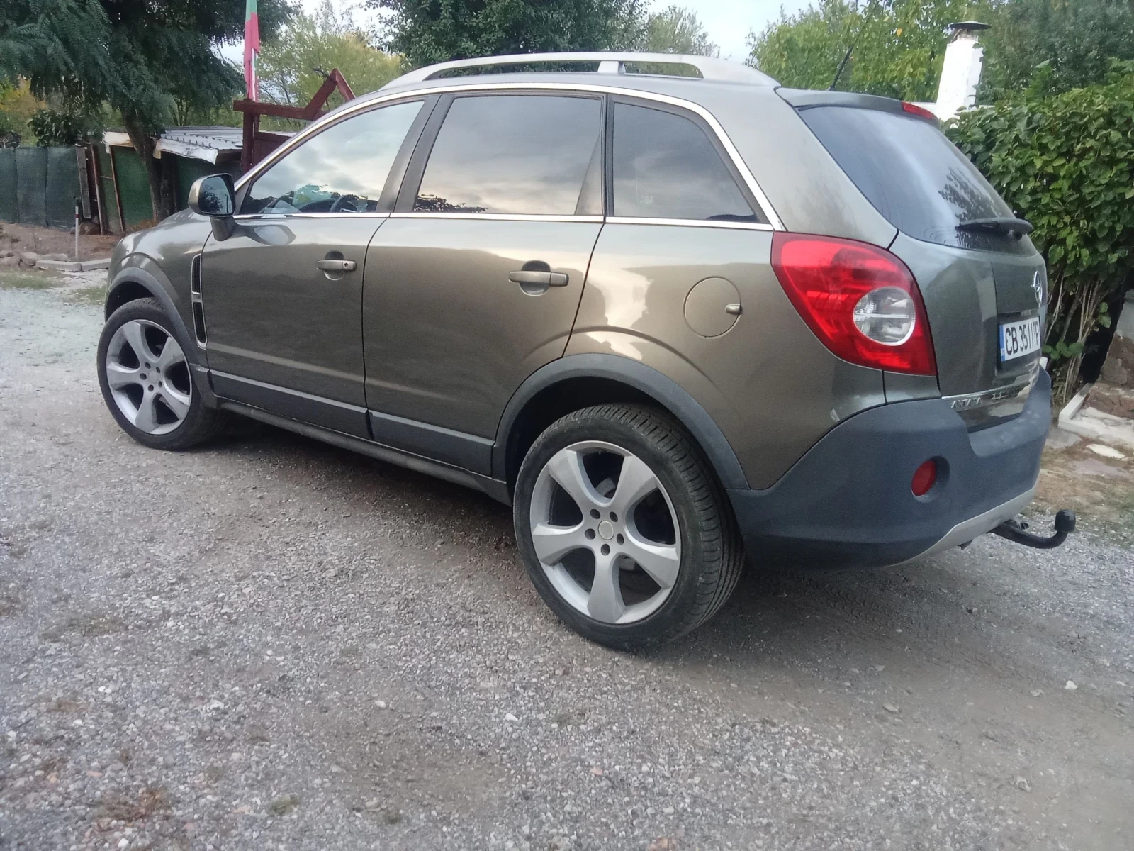 Opel Antara 2.4 Газ бензин/4х4/2008г/ОБСЛУЖЕН, снимка 8 - Автомобили и джипове - 54876852