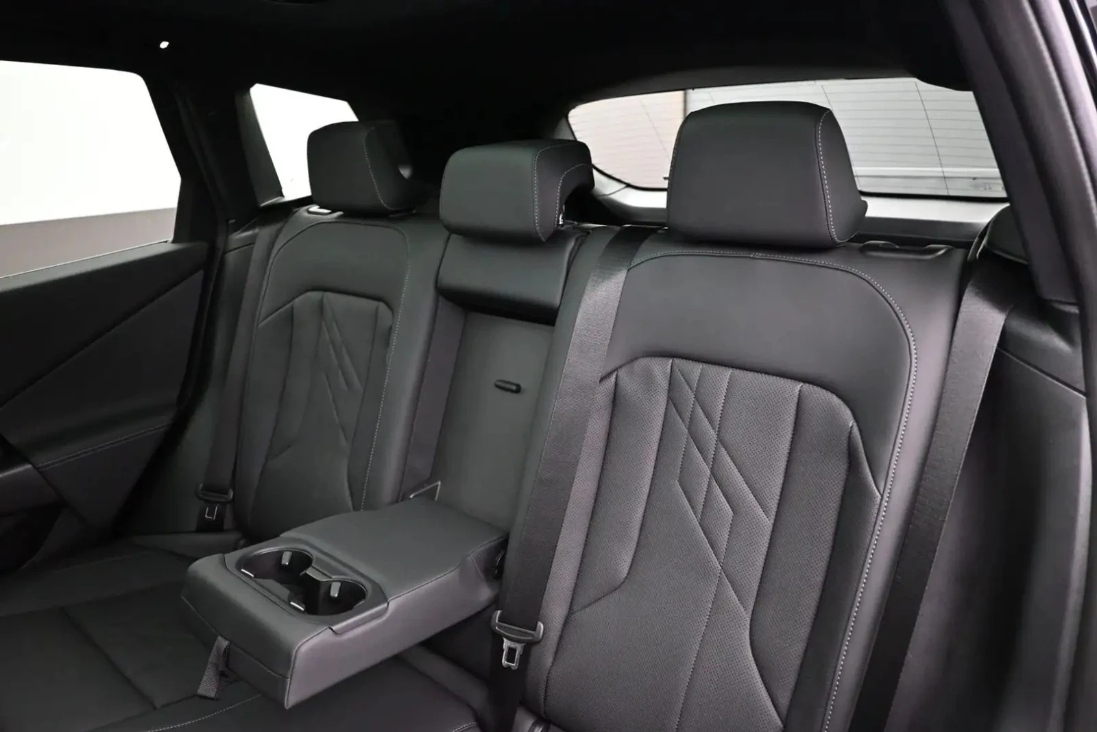 BMW X3 xDrive30i ЦЕНА ДО БЪЛГАРИЯ АВТОКРЕДИТ, снимка 16 - Автомобили и джипове - 55526271