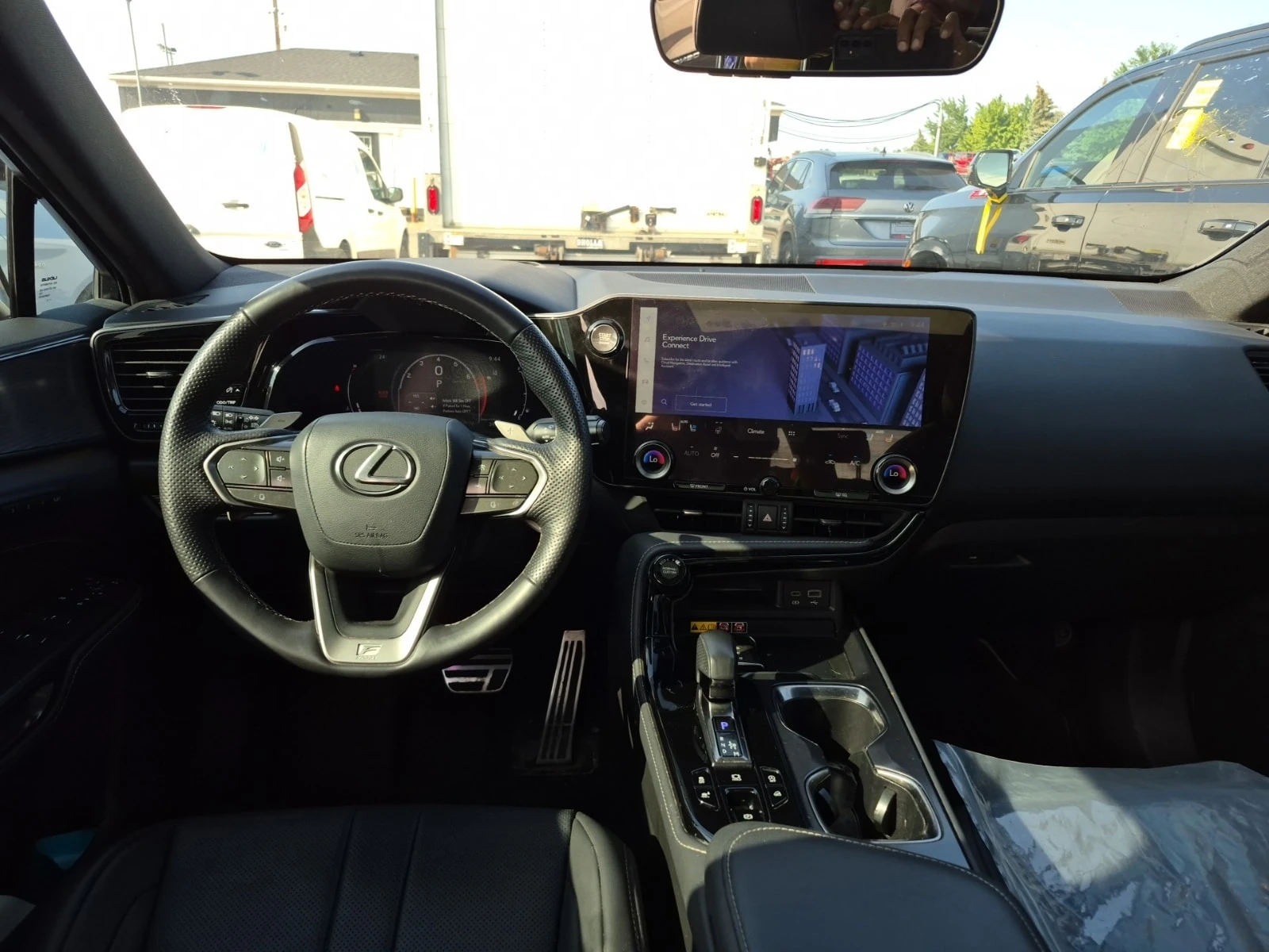 Lexus NX 350 / DIS / PANO / MEMORY / HUD / ОБДУХВАНЕ, снимка 10 - Автомобили и джипове - 55951937