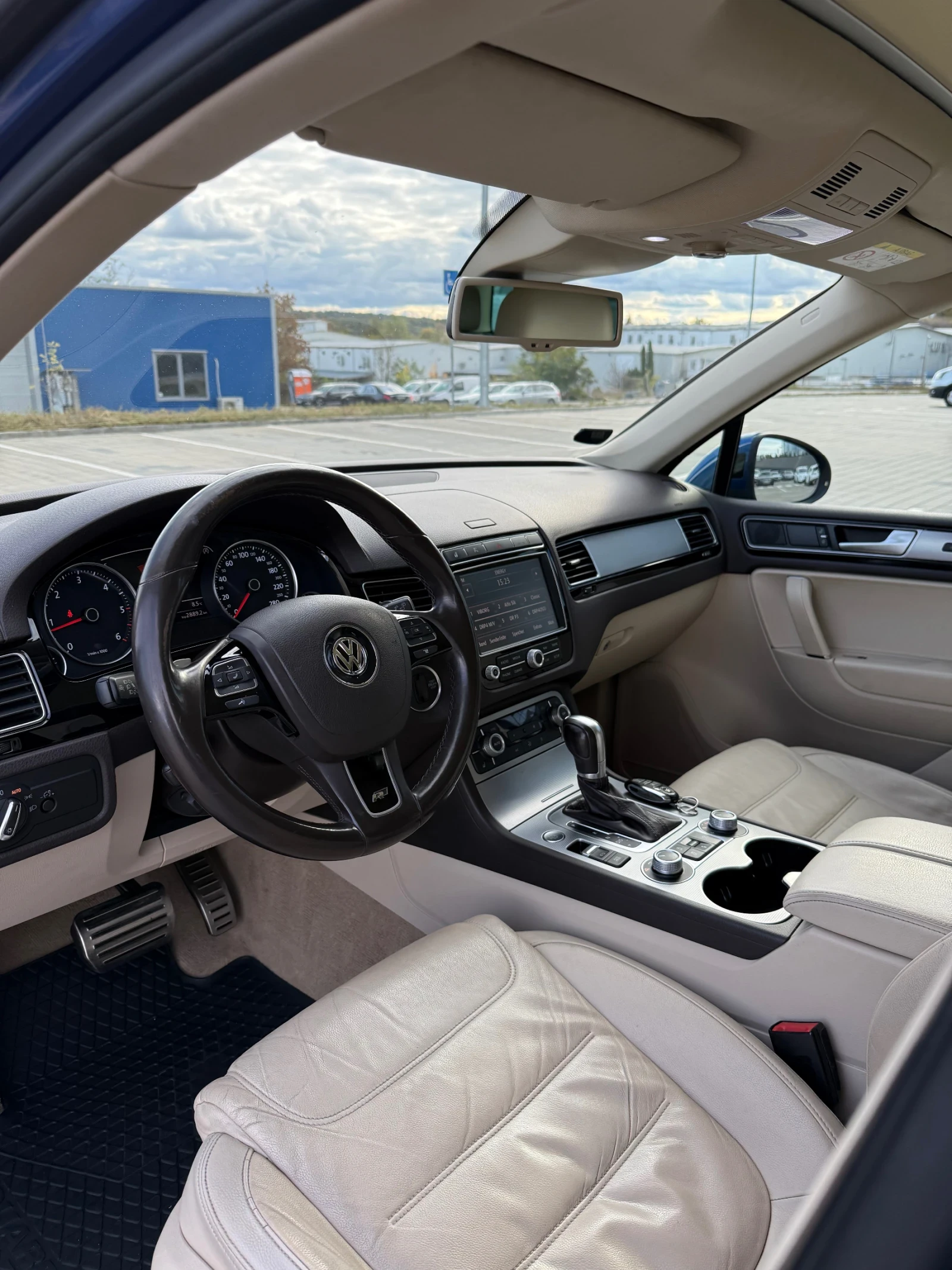 VW Touareg V6 3.0 TDI R LINE 4MOTION FULL!  | Mobile.bg � ����������� 5