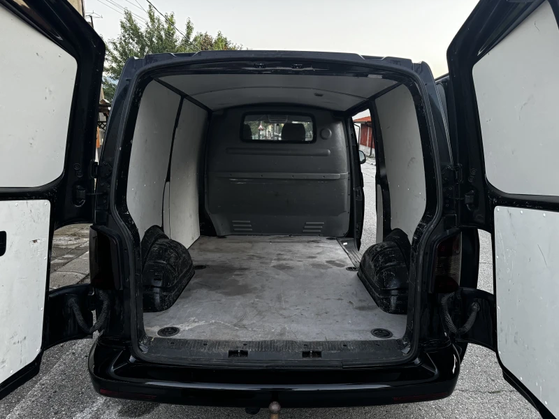 VW Transporter 2.0 TDI T5, снимка 13 - Бусове и автобуси - 52498573