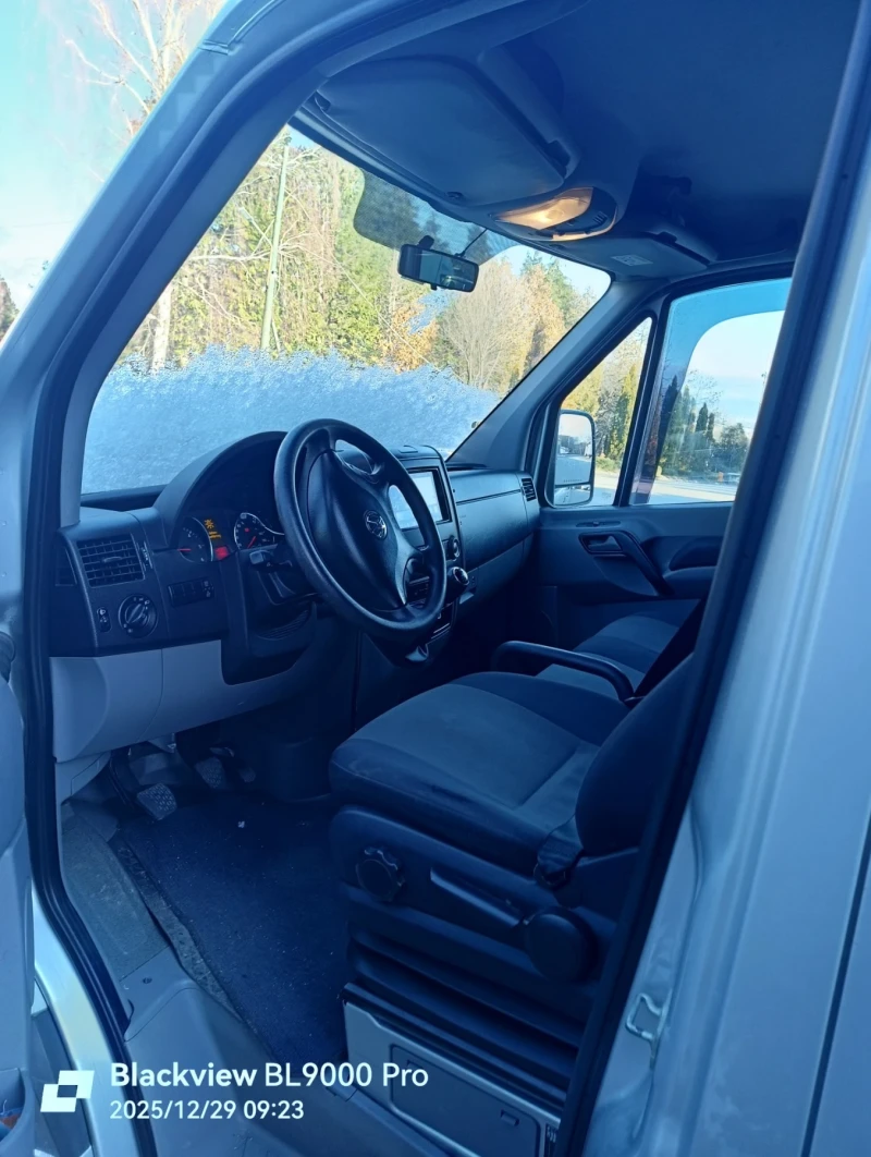 VW Crafter Пътнически , снимка 4 - Бусове и автобуси - 52929227