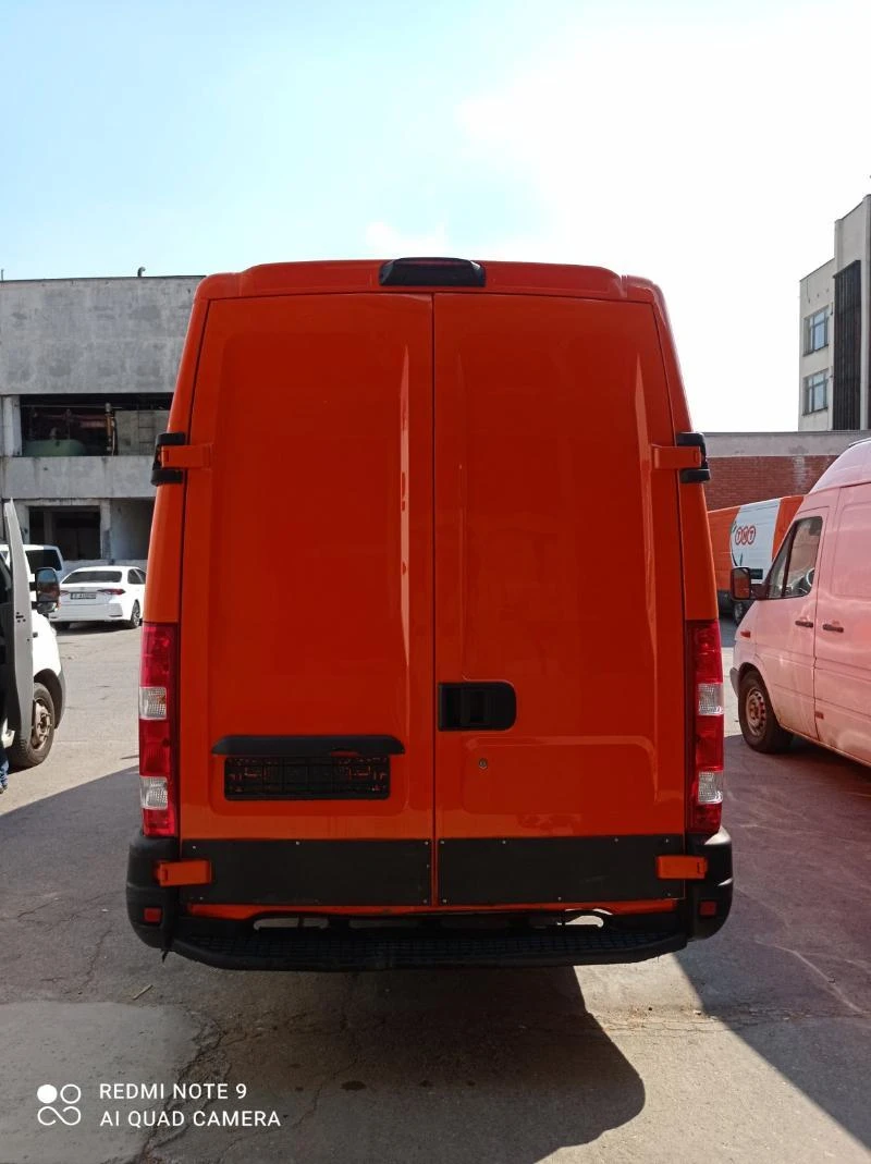 Iveco Daily 35c14 Metan, снимка 6 - Бусове и автобуси - 48883878