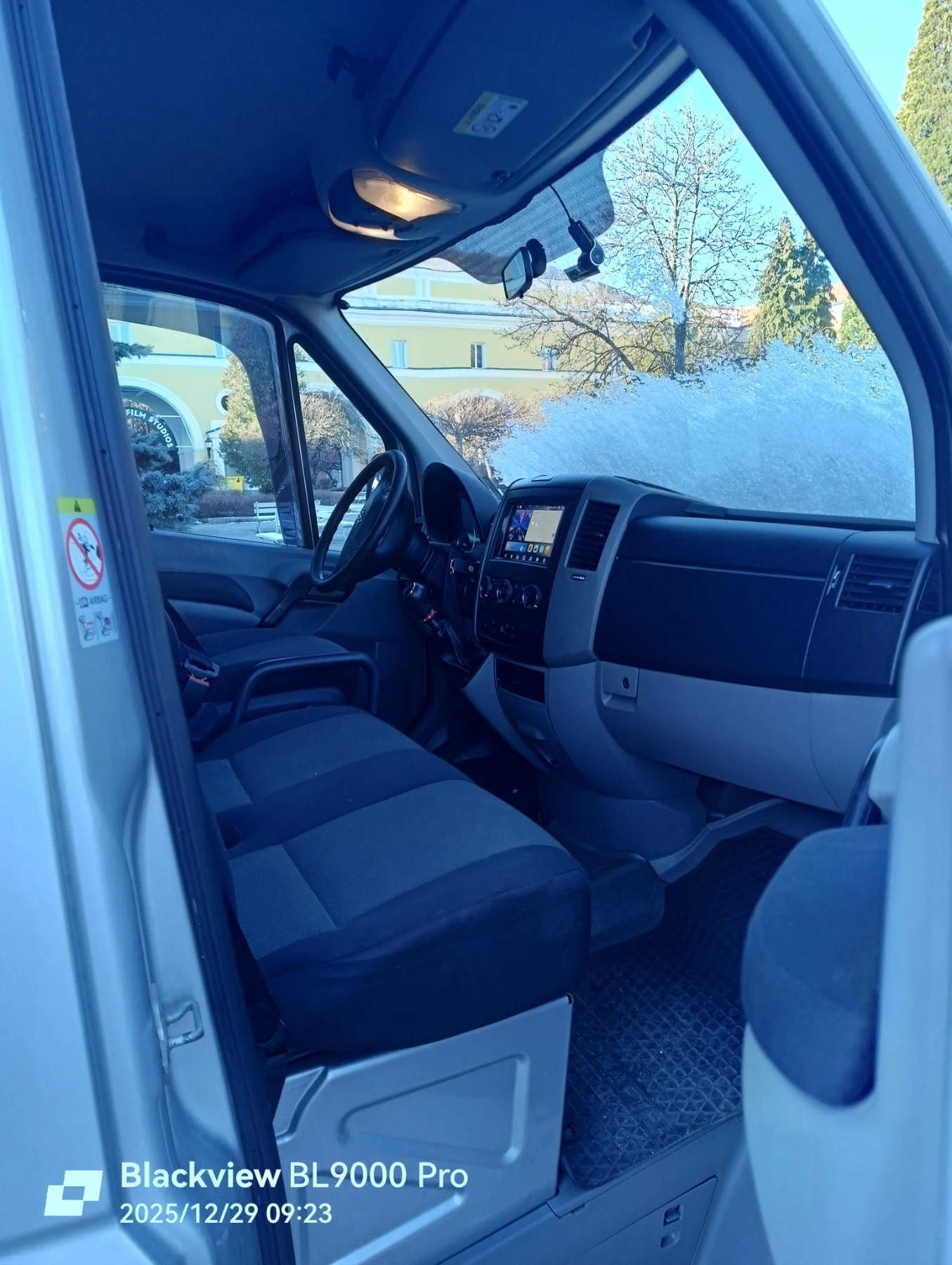VW Crafter Пътнически  - изображение 6