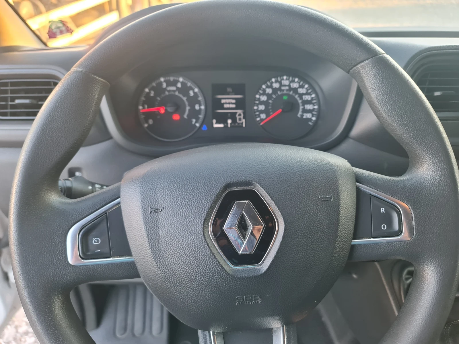 Renault Master 2.3 150кс итали, снимка 8 - Бусове и автобуси - 55694940