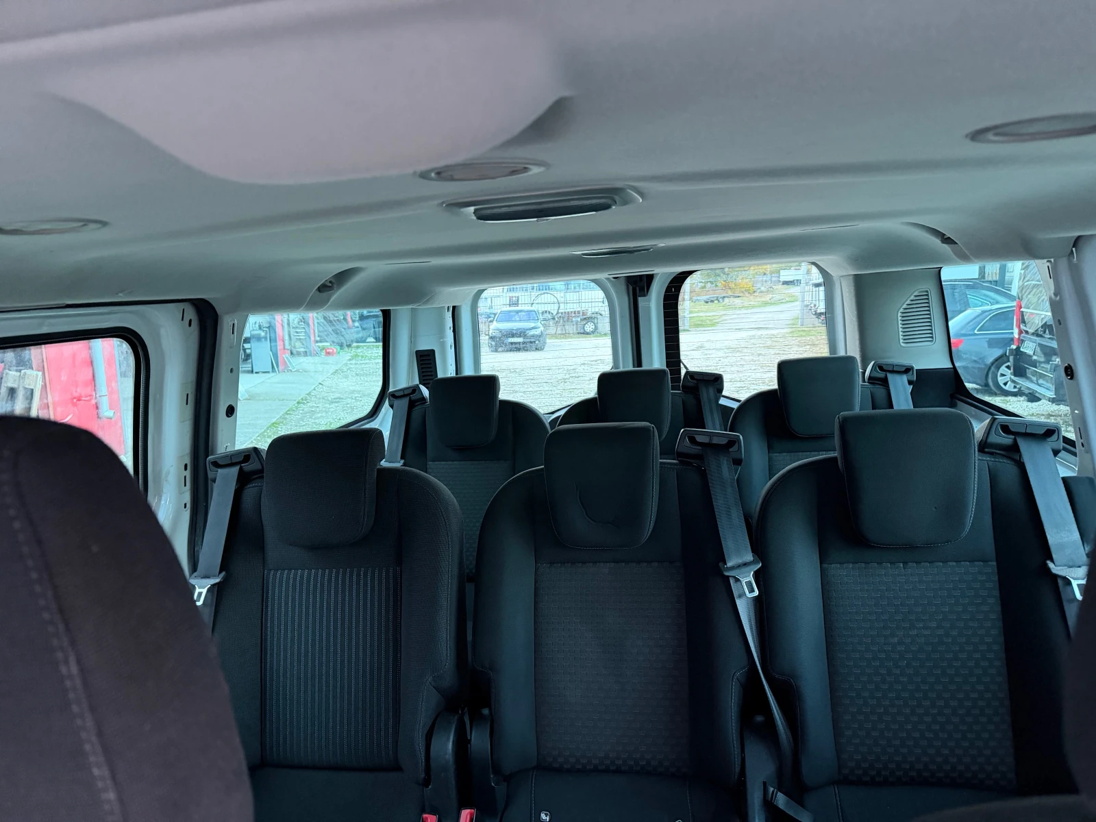 Ford Transit Custom 9 места УНИКАТ, снимка 8 - Бусове и автобуси - 56712177