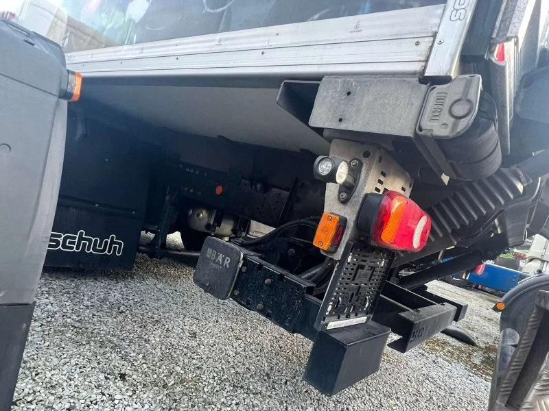 Iveco Eurocargo 180.320 Хладилен с падащ борд - ГАРАНЦИОНЕН, снимка 15 - Камиони - 52248896