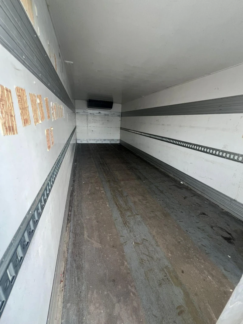 Iveco Eurocargo 180.320 Хладилен с падащ борд - ГАРАНЦИОНЕН, снимка 7 - Камиони - 52248896