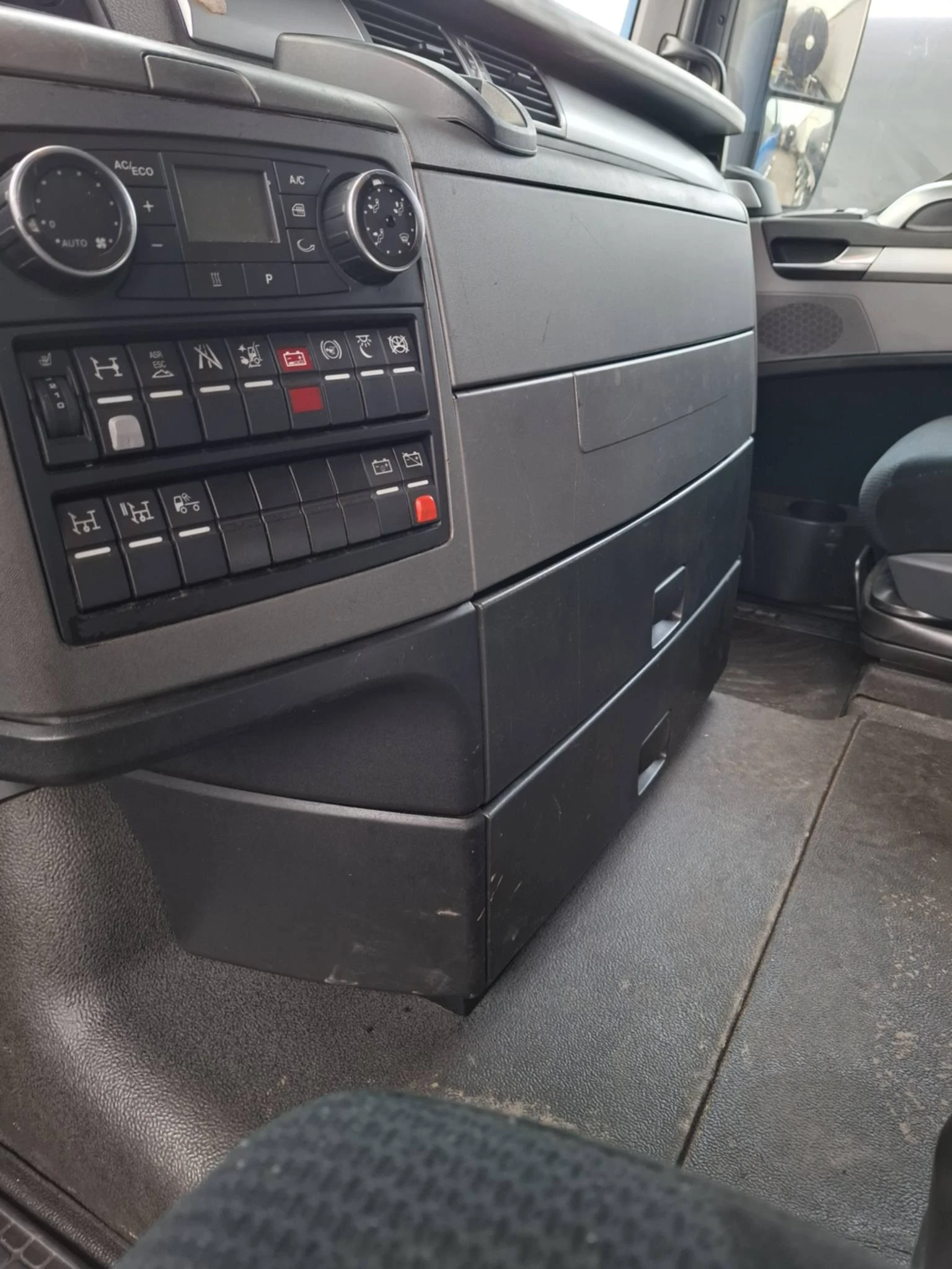 Man Tgx 18.440 - изображение 5