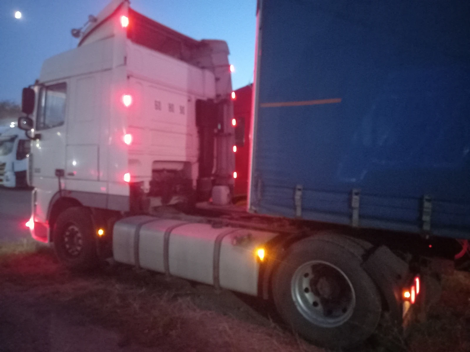 Daf XF 105 Може и композиция , снимка 11 - Камиони - 56321097