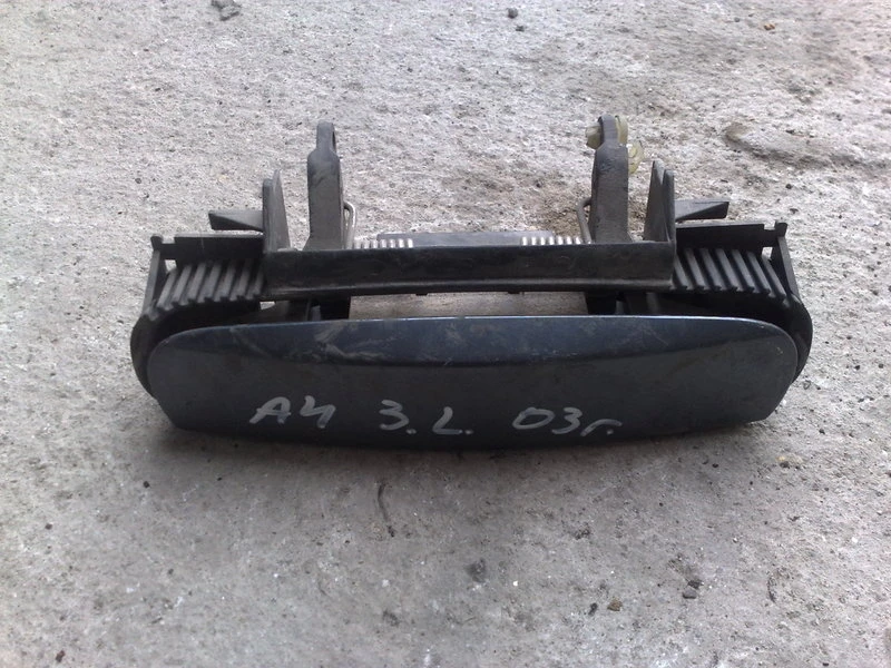 Задна лява външна дръжка за Ауди А4 03г.