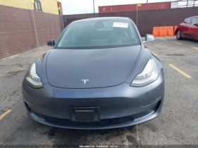 Tesla Model 3 ПОДГРЕВ* КАМЕРА* КЕЙЛЕС* LANE* ASSIST, снимка 12