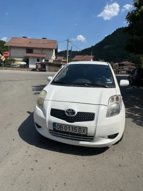 Toyota Yaris 1.4, снимка 4