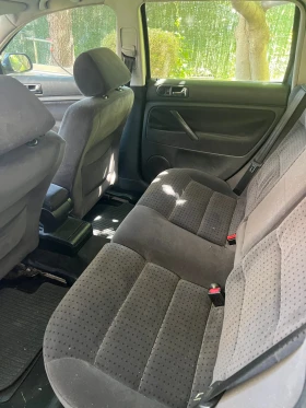 VW Passat Комби, снимка 7