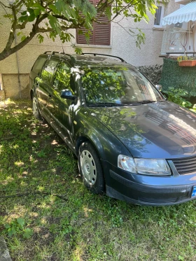 VW Passat Комби, снимка 16
