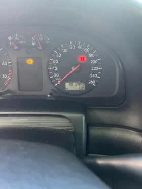 VW Passat Комби, снимка 13