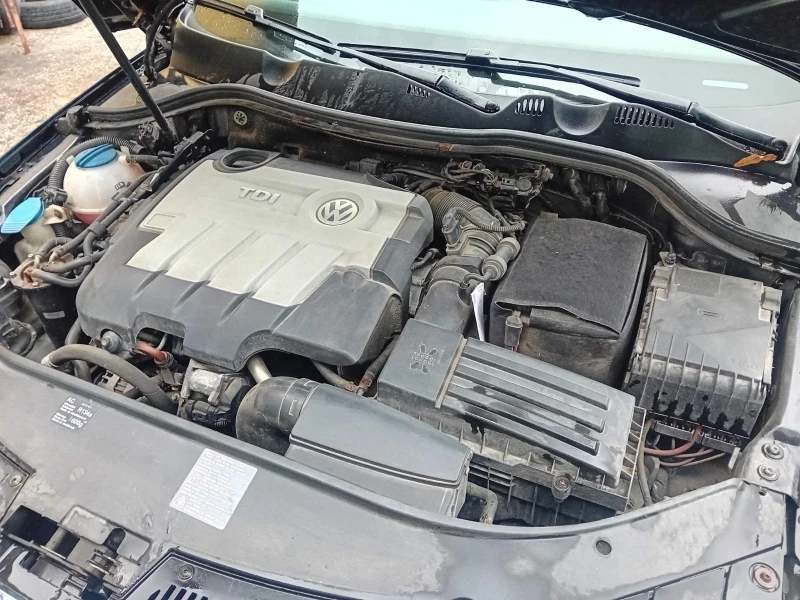 VW Passat, снимка 4 - Автомобили и джипове - 29596762