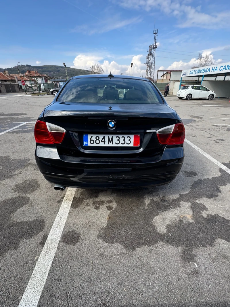 BMW 320 Дизел 2009-Година, снимка 5 - Автомобили и джипове - 49313219