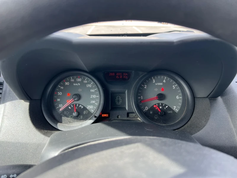 Renault Megane, снимка 16 - Автомобили и джипове - 49447482