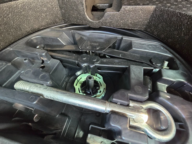 Peugeot 308 2.0HDI* 150к.с.* ALLURE , снимка 16 - Автомобили и джипове - 51539990