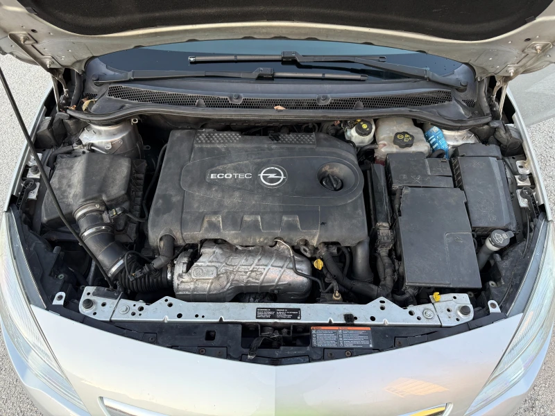 Opel Astra 1.7 CDTI, снимка 6 - Автомобили и джипове - 52656707