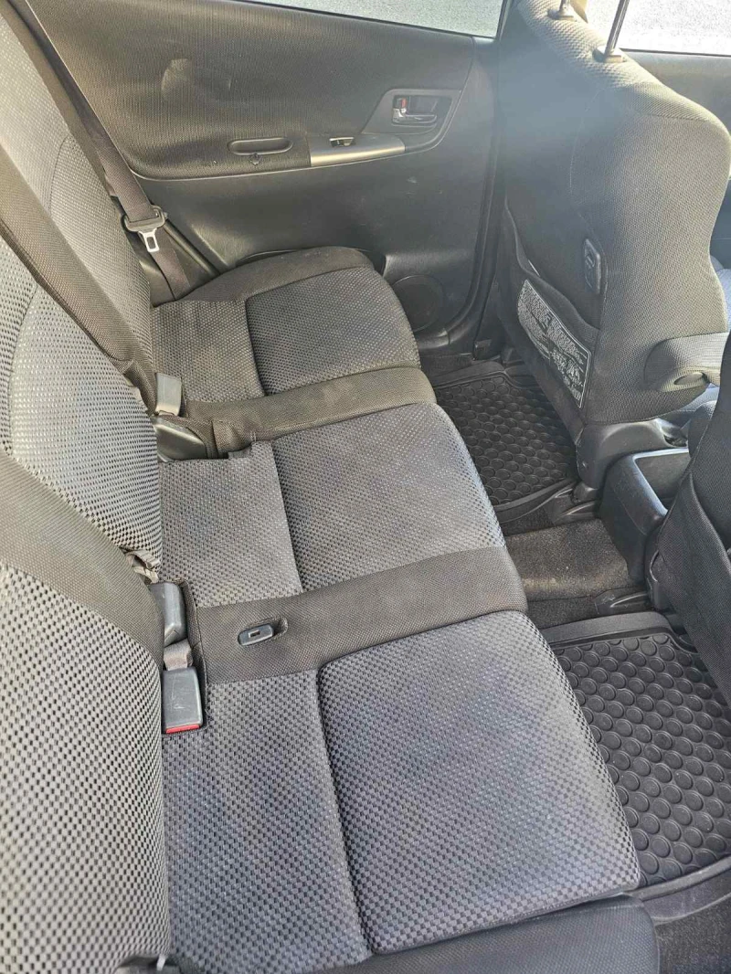 Toyota Corolla verso, снимка 14 - Автомобили и джипове - 52249473