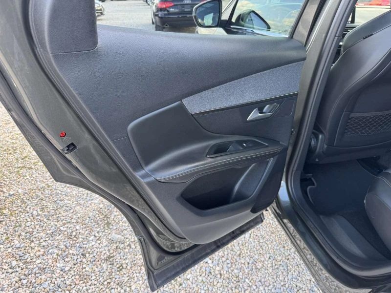 Peugeot 3008 1.6i GT-line, снимка 7 - Автомобили и джипове - 52503668