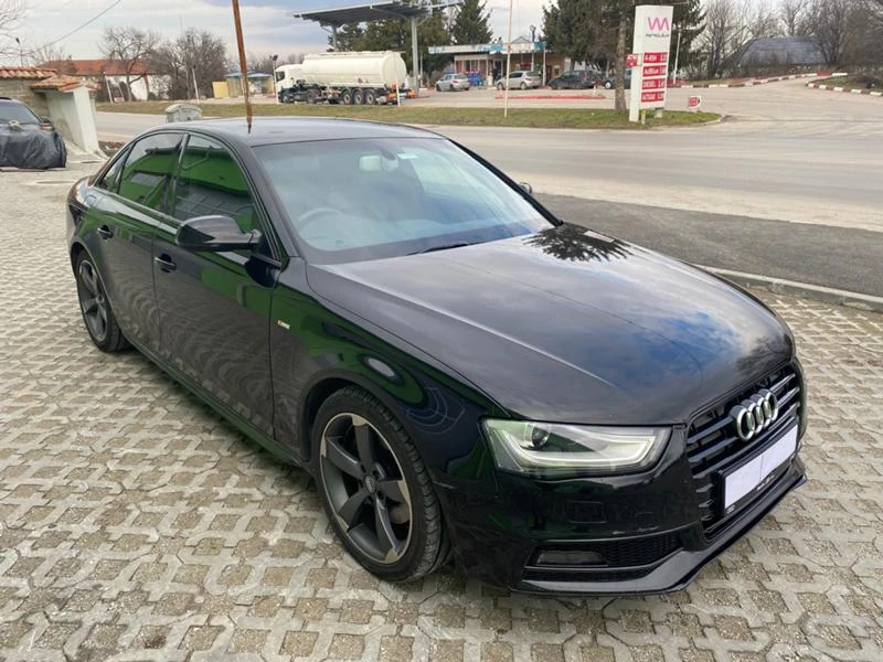 Audi A4 2.0 SLine , снимка 9 - Автомобили и джипове - 39623316