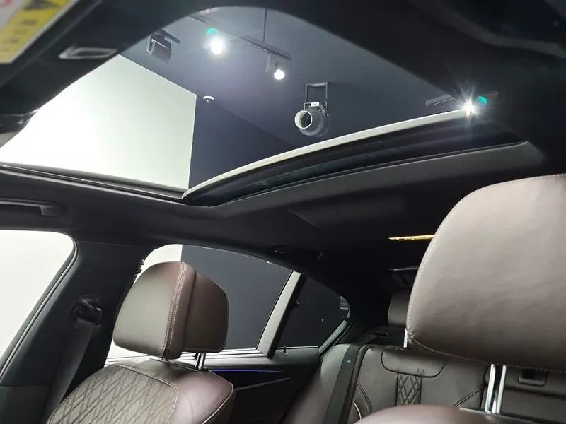BMW 530 (G30) 530I M Sports Plus, снимка 15 - Автомобили и джипове - 54873603