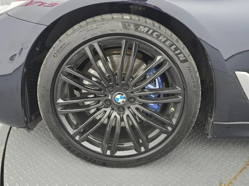 BMW 530 (G30) 530I M Sports Plus, снимка 4 - Автомобили и джипове - 54873603