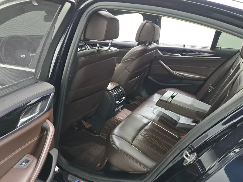 BMW 530 (G30) 530I M Sports Plus, снимка 11 - Автомобили и джипове - 54873603