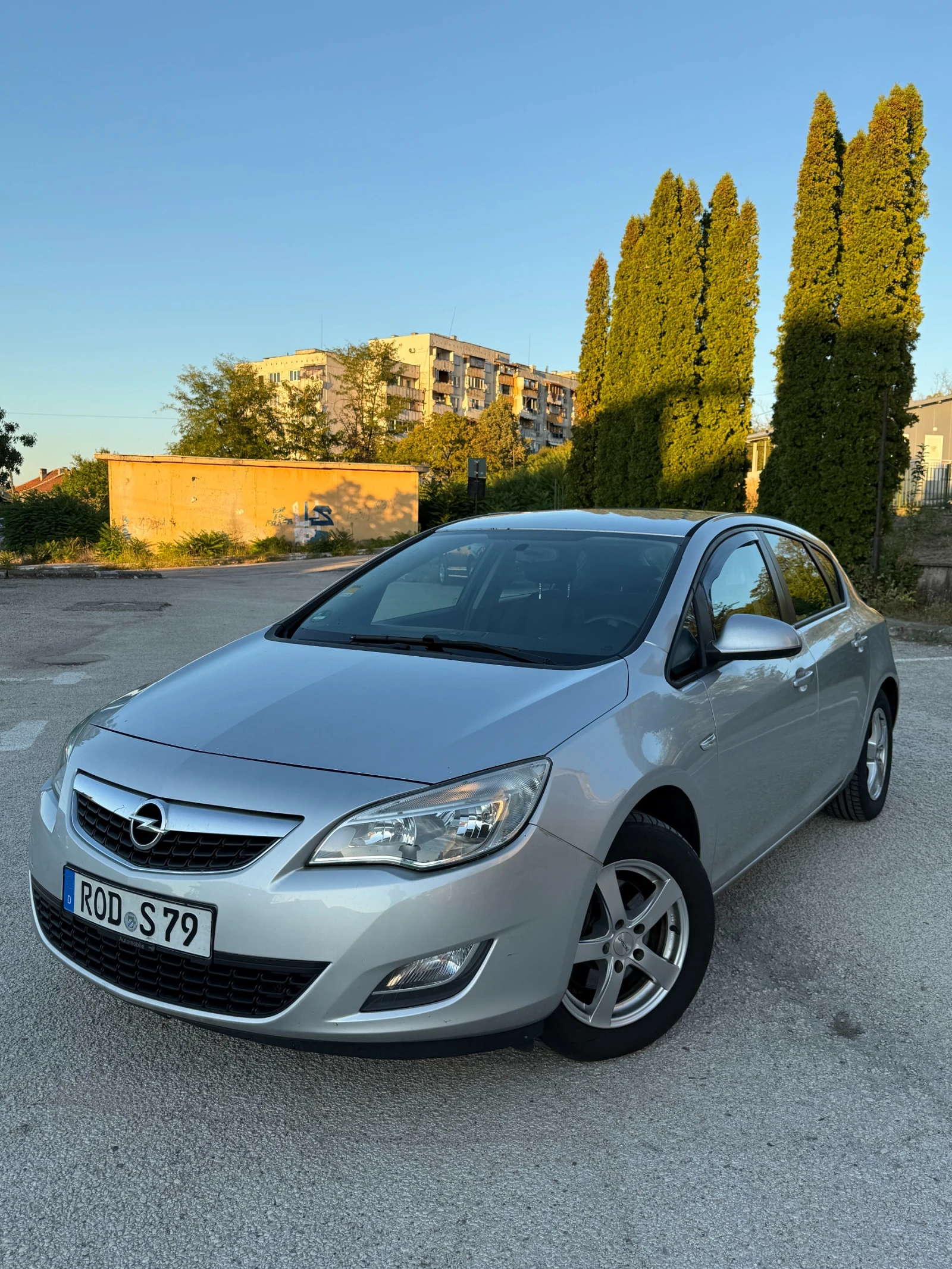 Opel Astra 1.7 CDTI, снимка 1