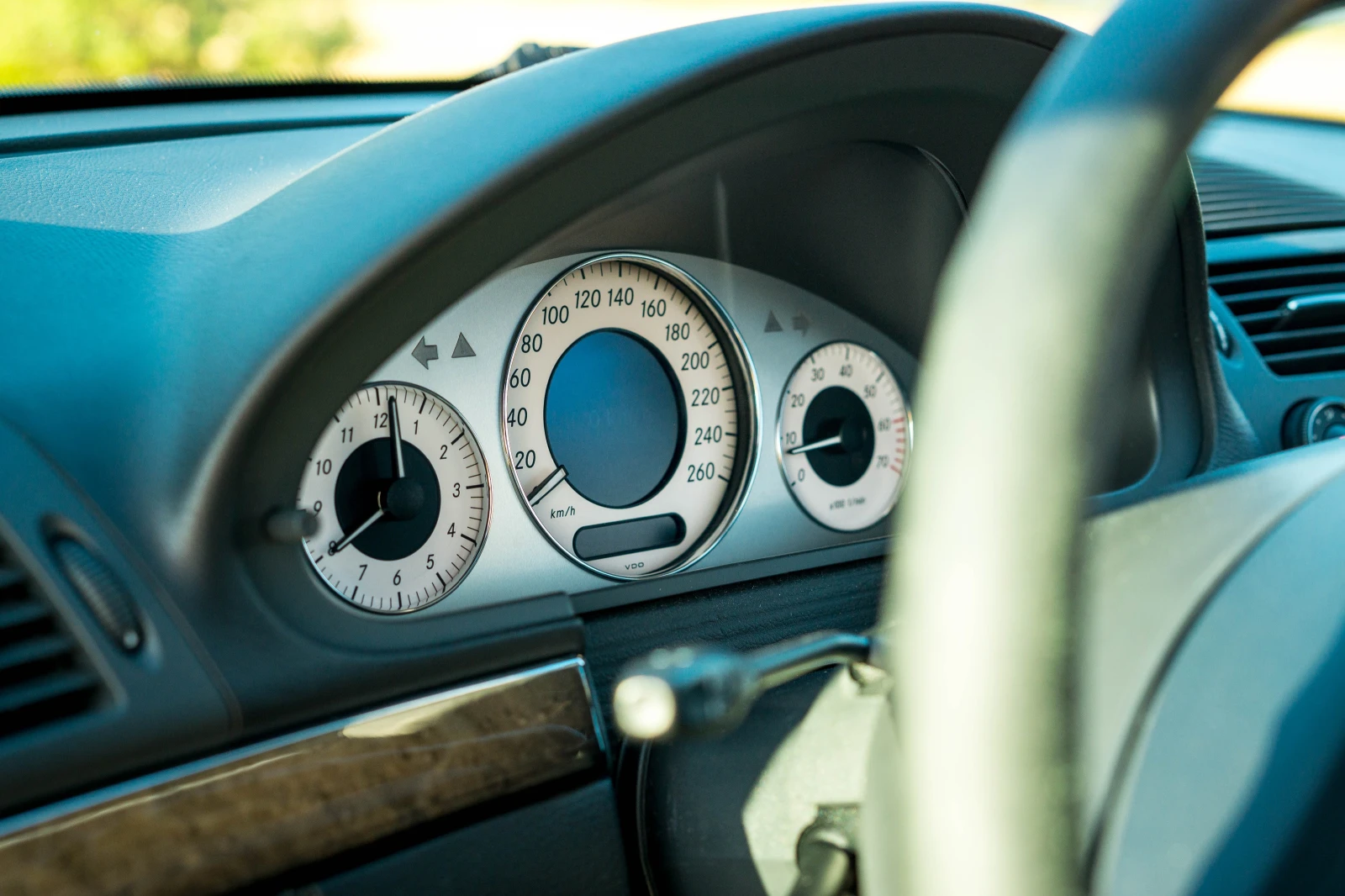 Mercedes-Benz E 320 Avantgarde | Mobile.bg   11