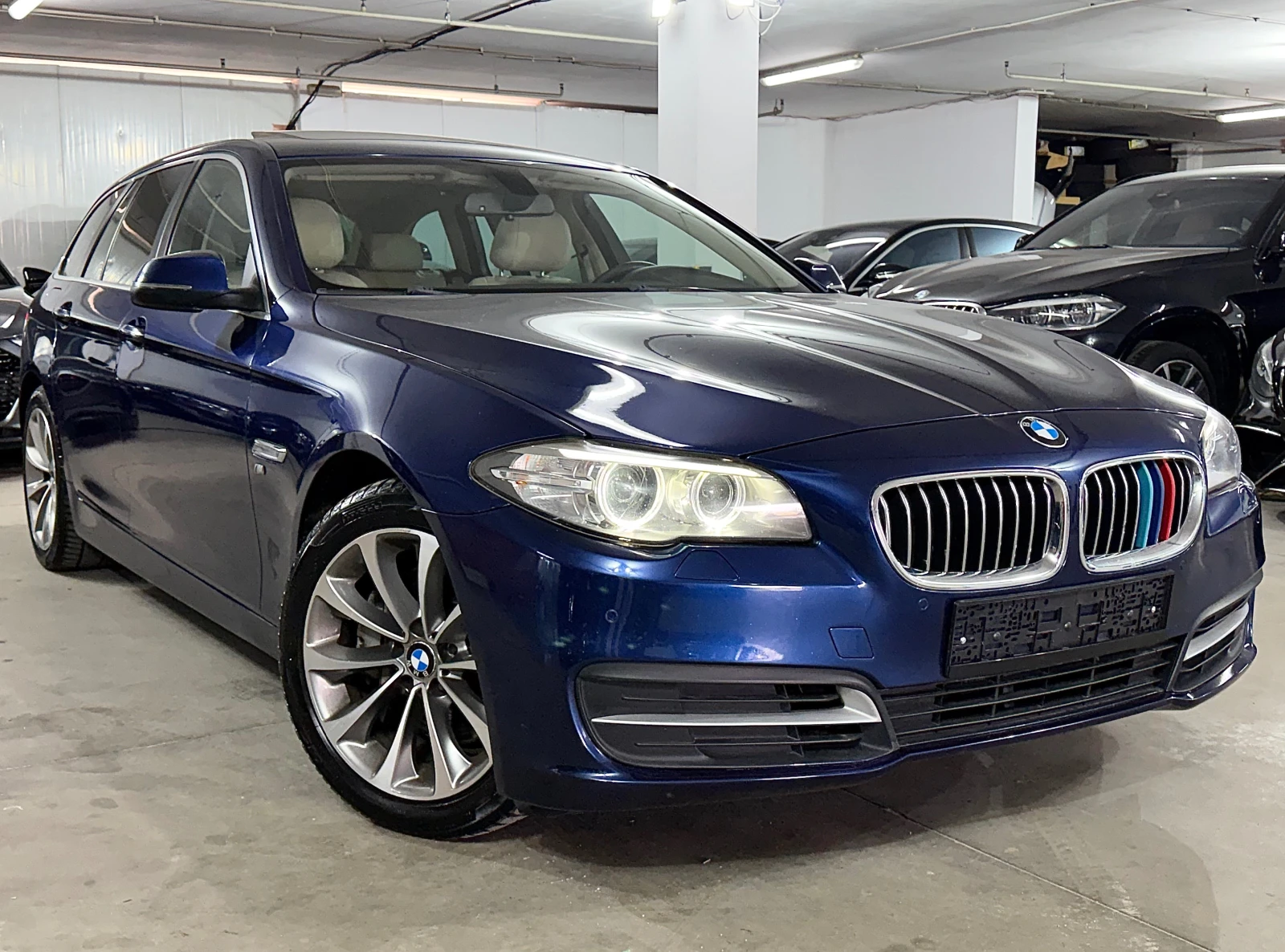 BMW 530 d Xdrive #PANORAMA#CAMERA#KEYLESS#MEMORY#, снимка 3 - Автомобили и джипове - 53728624