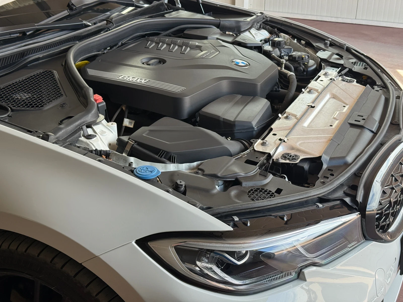 BMW 330 xDrive MSport, снимка 13 - Автомобили и джипове - 53773409