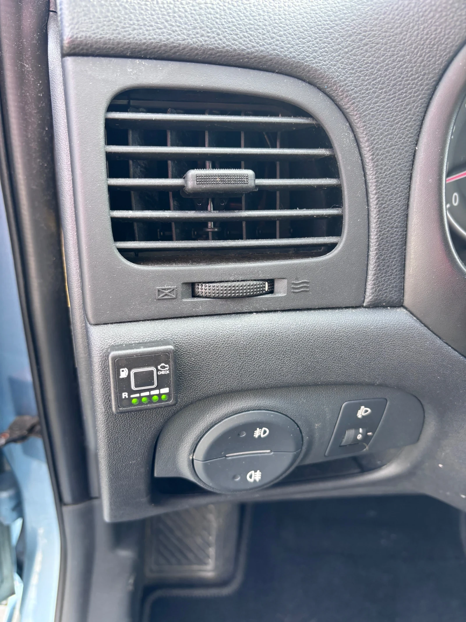 Hyundai Accent 1.4  97 к.с ГАЗ, снимка 7 - Автомобили и джипове - 53791213