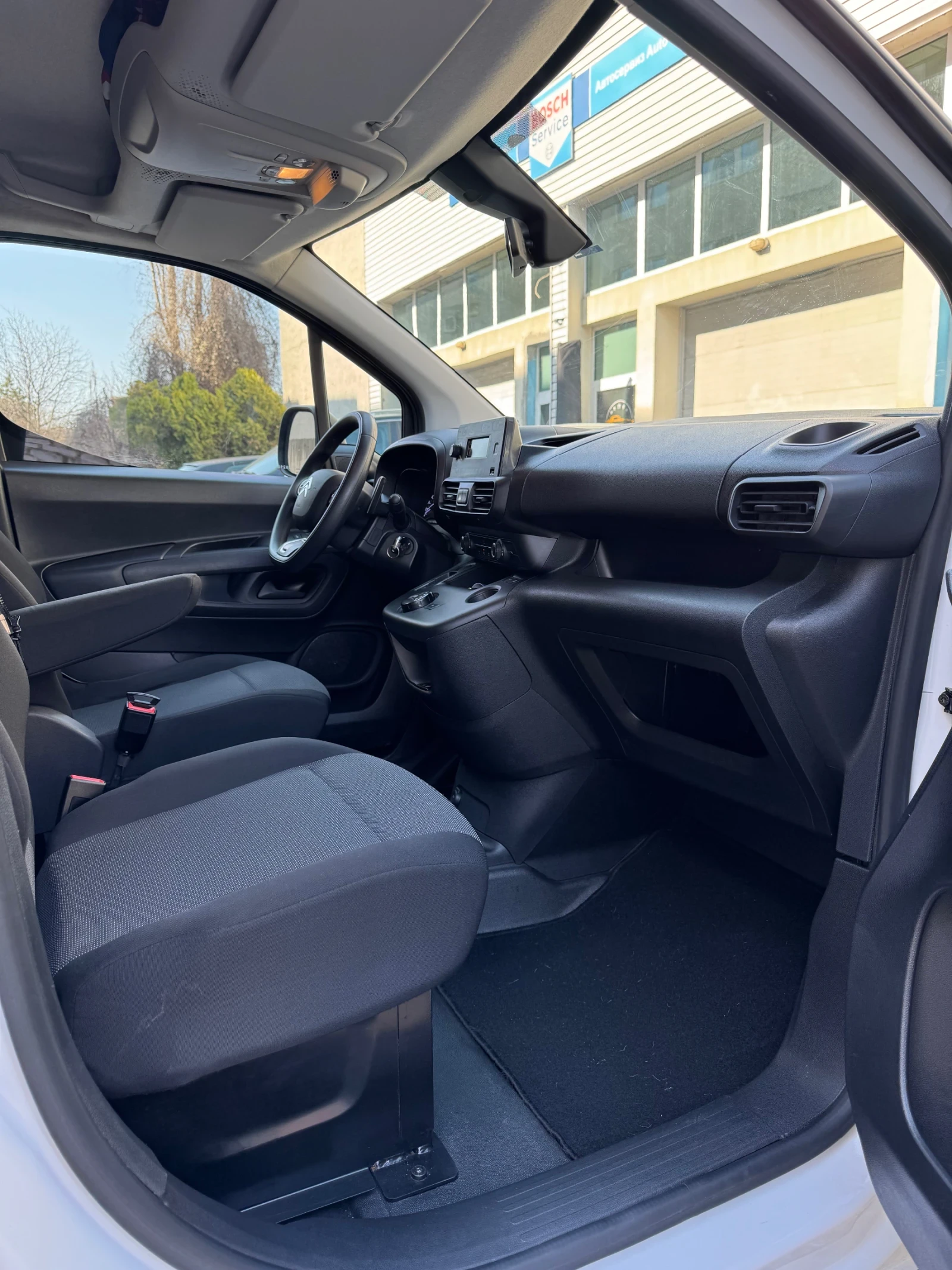 Citroen Berlingo 1, 5 HDi, снимка 12 - Автомобили и джипове - 53848099