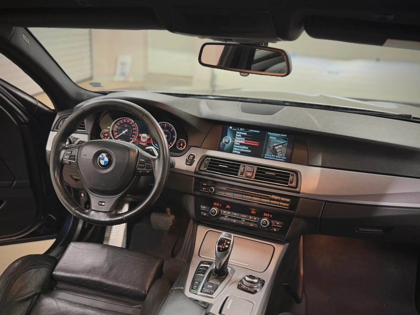 BMW 530 Xdrive/ M packet/ Pano/ Keyless/ Bi-xenon, снимка 6 - Автомобили и джипове - 53892129