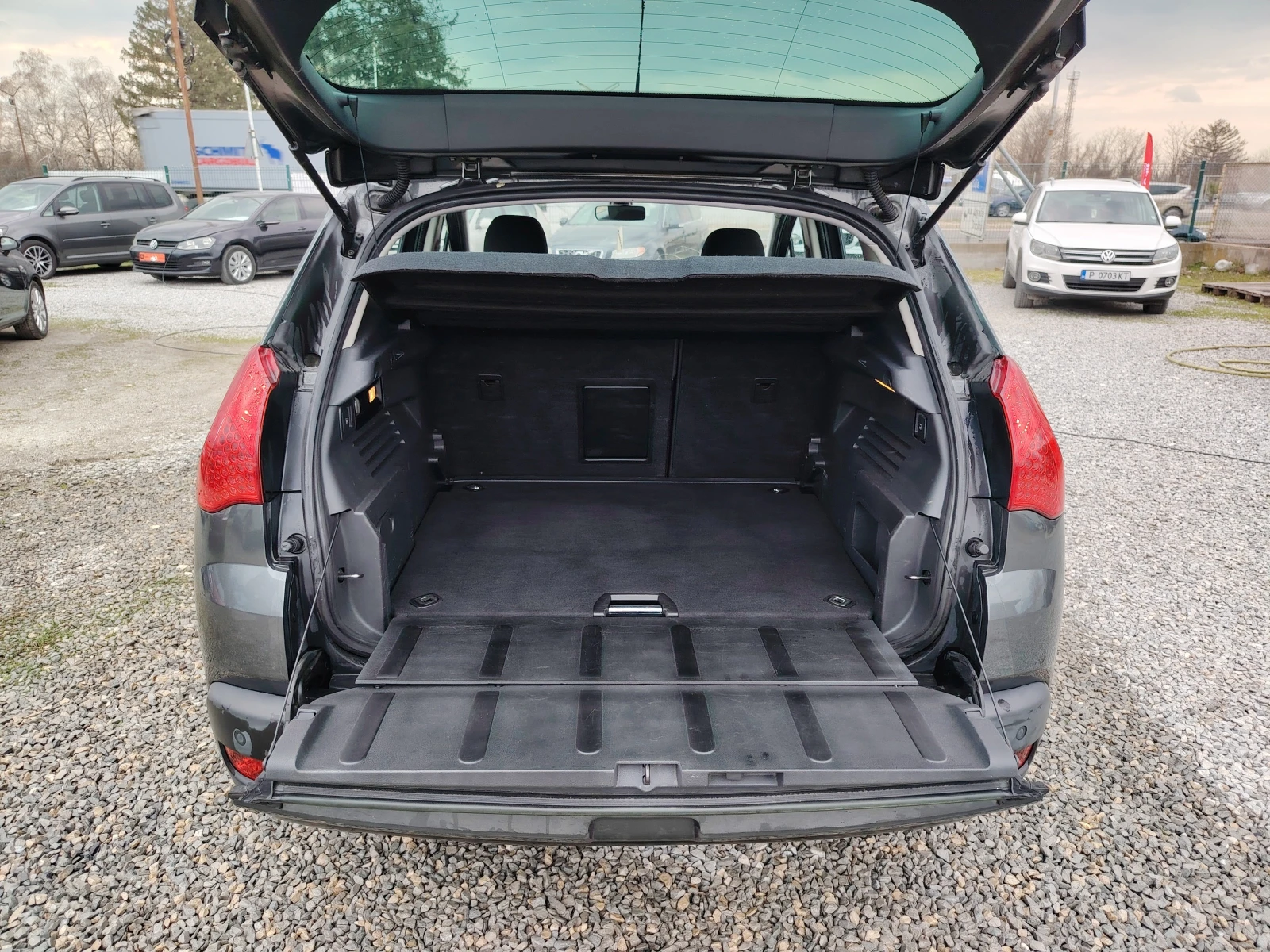 Peugeot 3008 1.6hdi 115кс., снимка 10 - Автомобили и джипове - 53917377