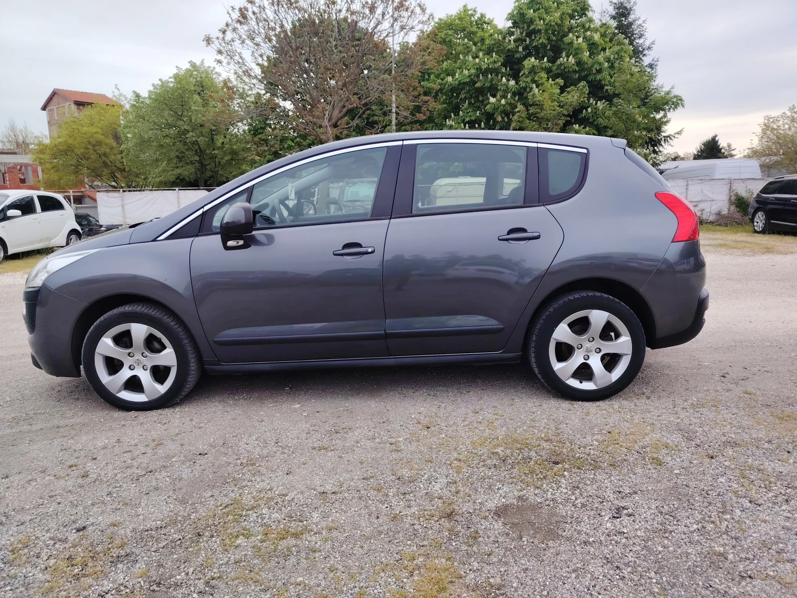 Peugeot 3008 1.6hdi 115кс., снимка 4 - Автомобили и джипове - 53917377