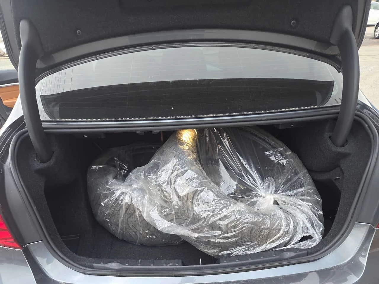 BMW 330 * 330i xDrive * CARFAX * ЦЕНА ДО БГ, снимка 11 - Автомобили и джипове - 53951003