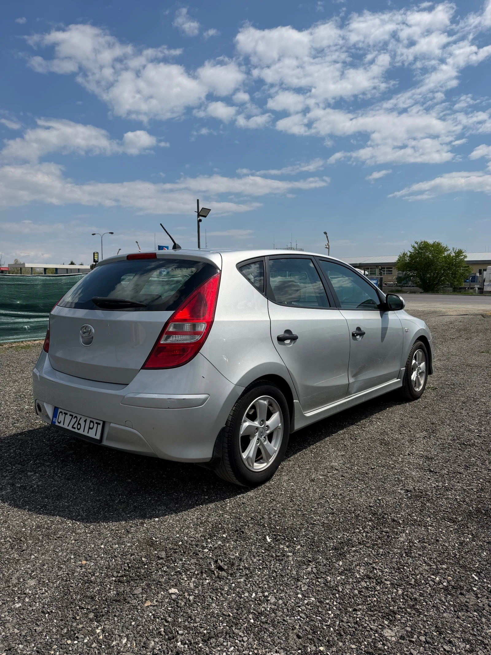 Hyundai I30 РЕГИСТРИРАНА* ГАЗ, снимка 3 - Автомобили и джипове - 54244194