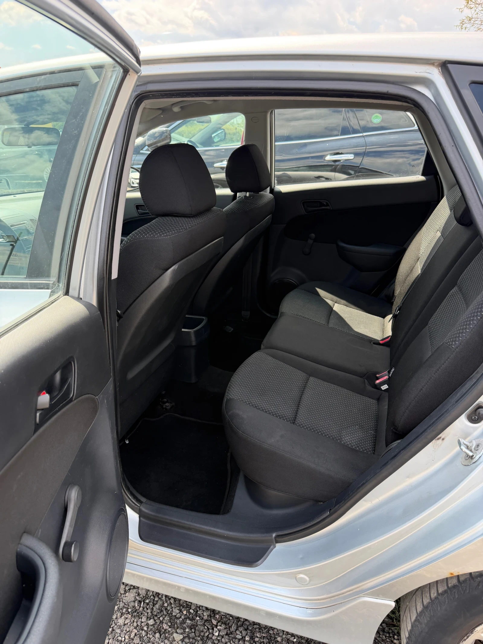 Hyundai I30 РЕГИСТРИРАНА* ГАЗ, снимка 10 - Автомобили и джипове - 54244194