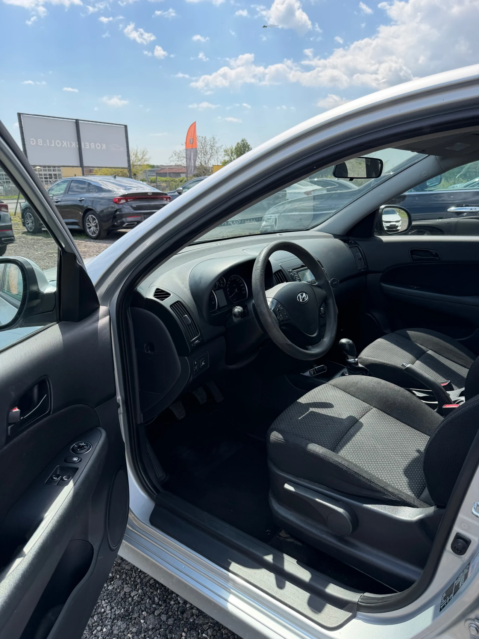 Hyundai I30 РЕГИСТРИРАНА* ГАЗ, снимка 5 - Автомобили и джипове - 54244194
