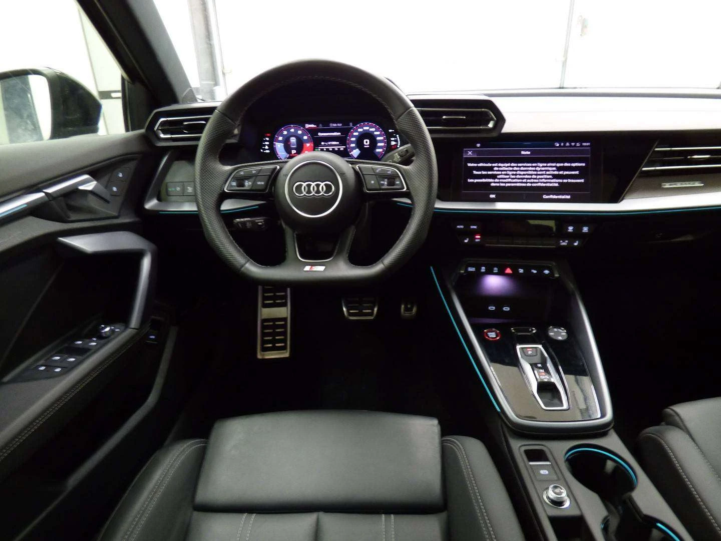 Audi S3 PROGRESSIV / DISTRONIC / MATRIX / SONOS / ЦЕНА ДО , снимка 8 - Автомобили и джипове - 55009611