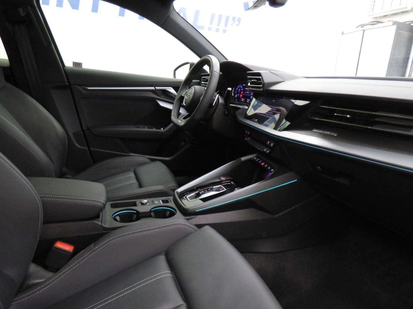 Audi S3 PROGRESSIV / DISTRONIC / MATRIX / SONOS / ЦЕНА ДО , снимка 7 - Автомобили и джипове - 55009611