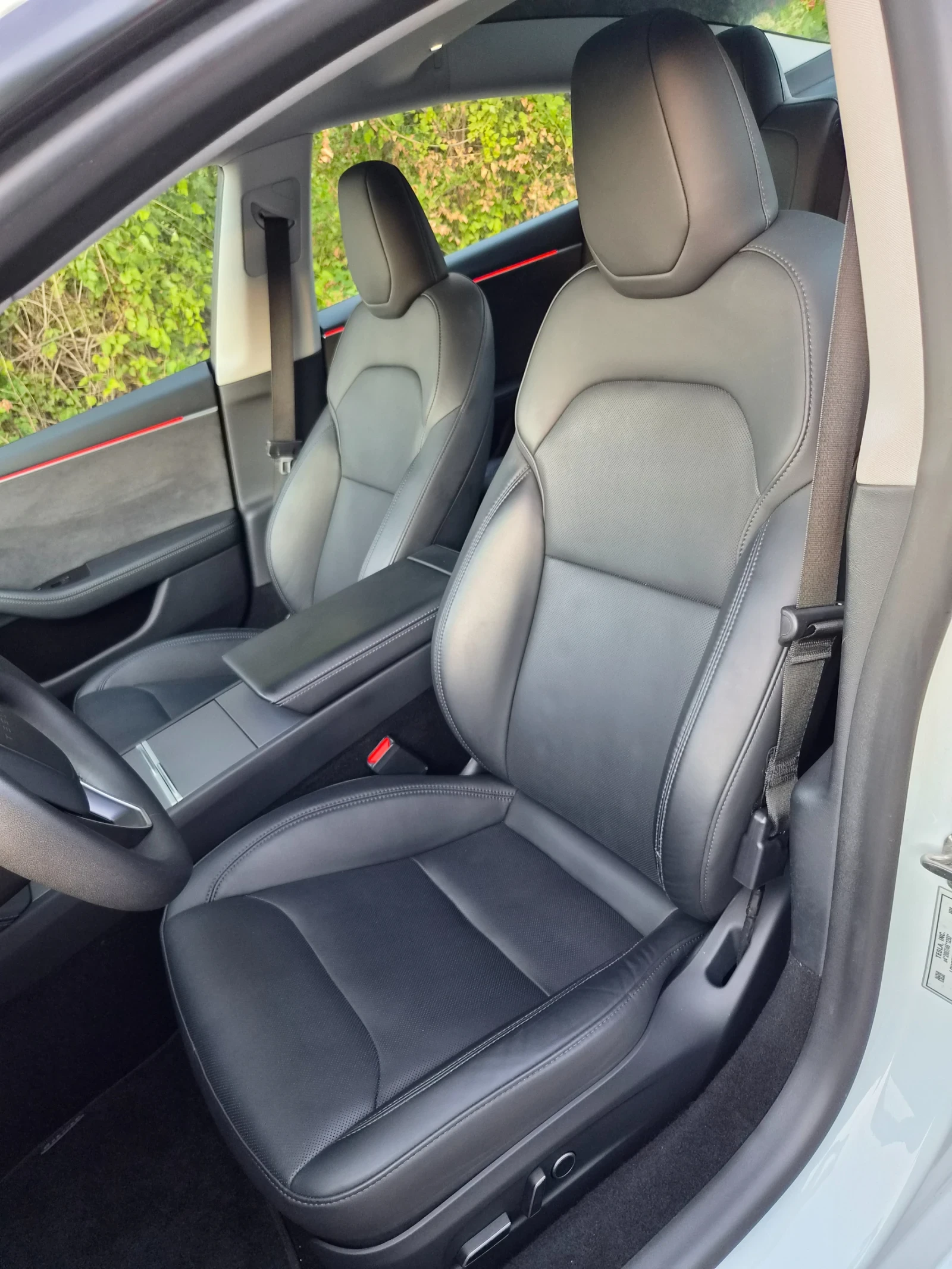 Tesla Model 3 Highland/Long Range/Dual Motor , снимка 11 - Автомобили и джипове - 55746030