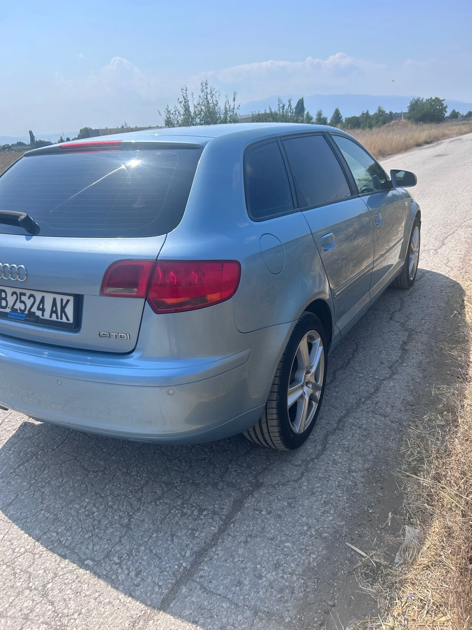 Audi A3 Sportback, снимка 4 - Автомобили и джипове - 55785878