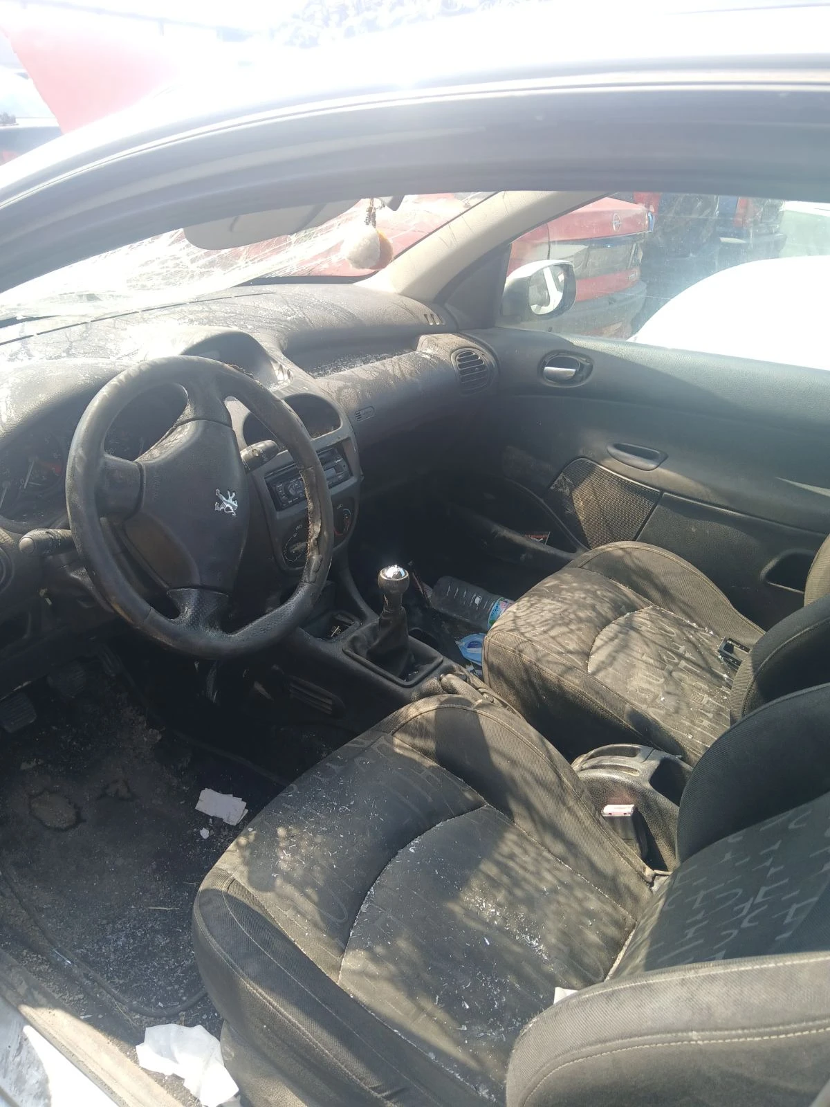 Peugeot 206, снимка 4 - Автомобили и джипове - 55909552