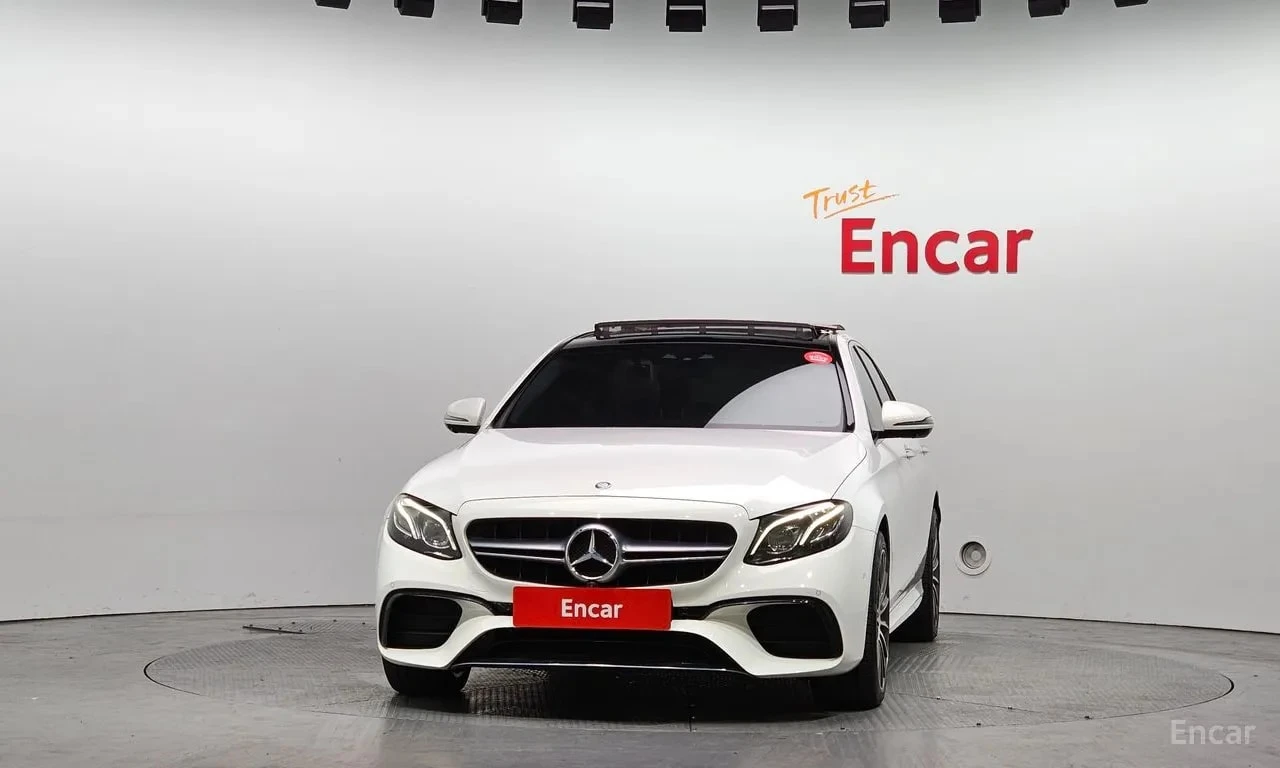 Mercedes-Benz E 350 * FULL DIGITAL * BURMESTER * HUD * ОБДУХВАНЕ, снимка 3 - Автомобили и джипове - 55990095